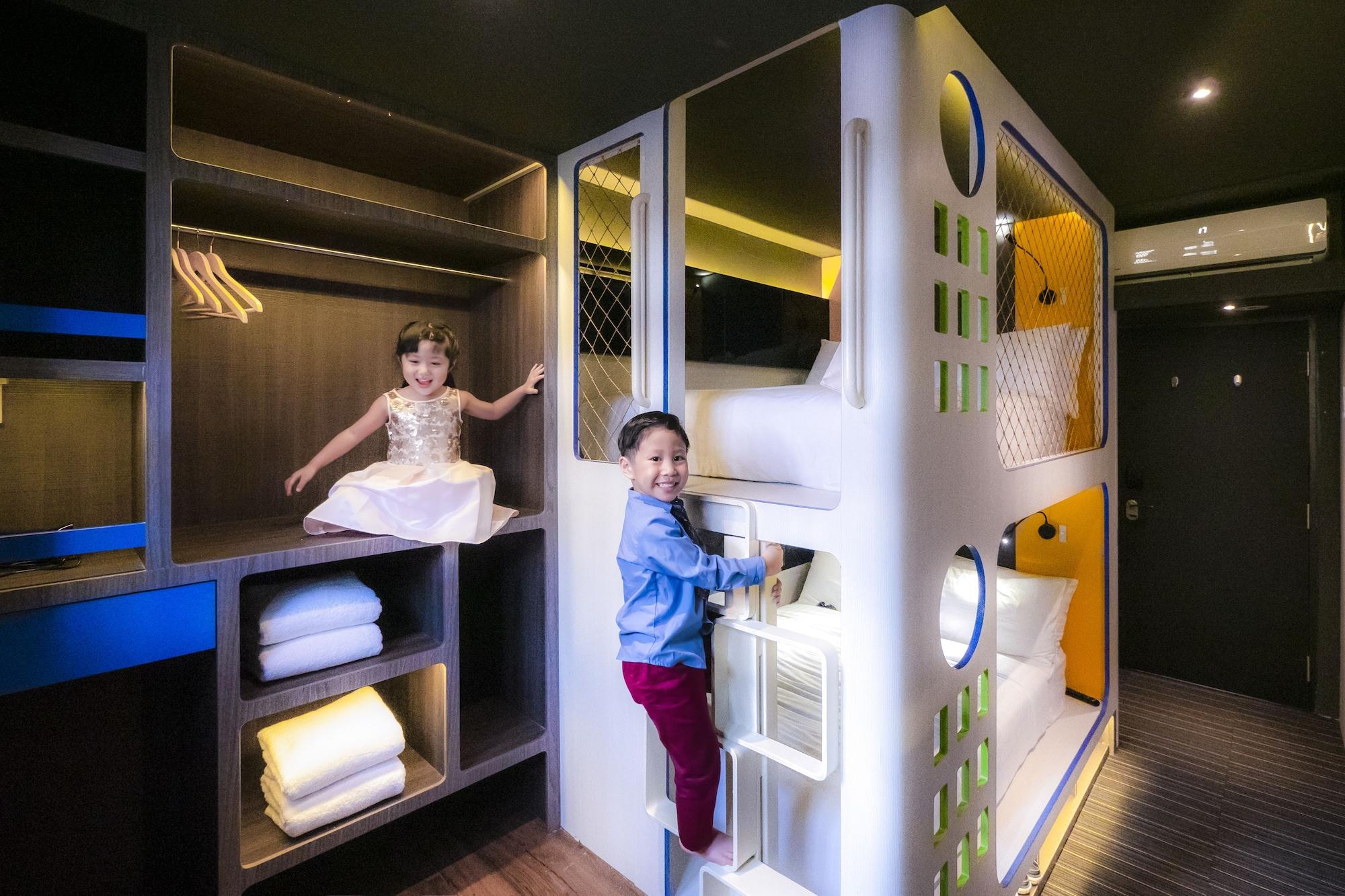 Cube Family Boutique Capsule Hotel At Chinatown سنغافورة المظهر الخارجي الصورة